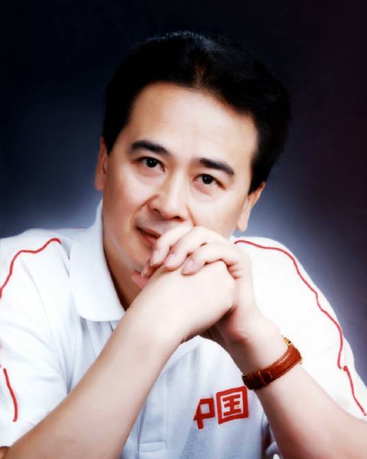 王群策（中国女子体操队教练）