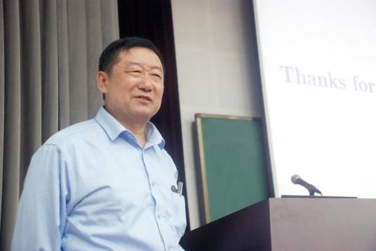 王世英（山西大学教授）