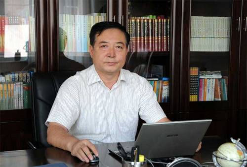 胡益华（内蒙古自治区社会科学联合会副主席）