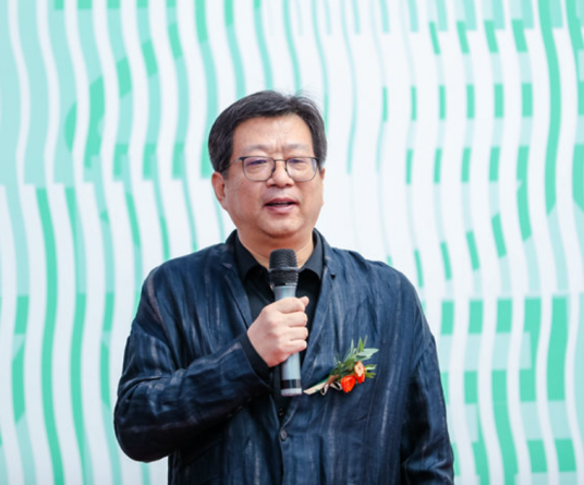 张广军（河北工艺美术职业学院院长）