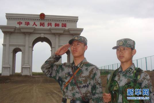 宝林（内蒙古军区某边防团边防一连连长）