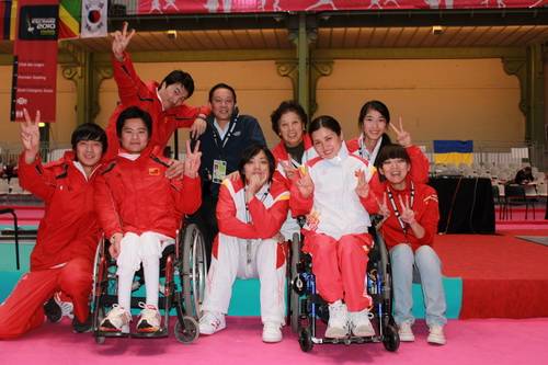 中国轮椅击剑队