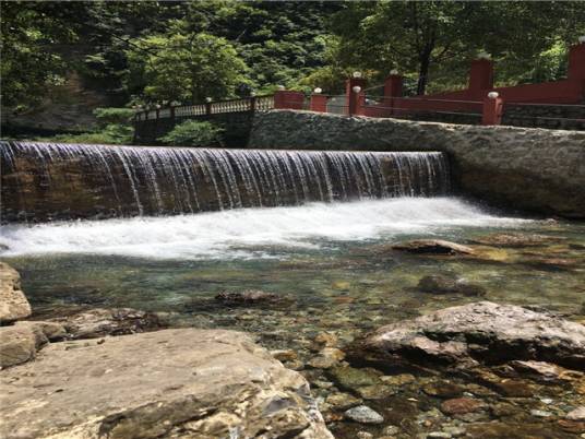 鱼泉度假景区