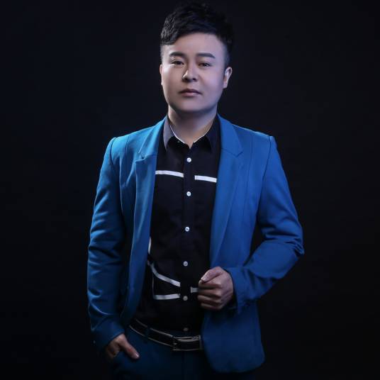 海阔（中国内地男歌手）