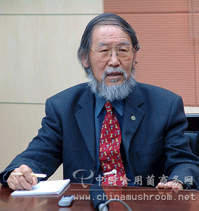 张树庭（香港中文大学退休教授）