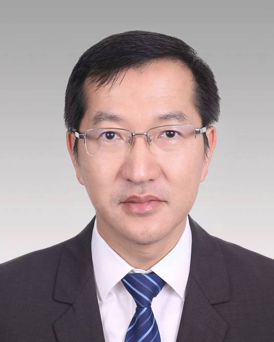 张鹏宇（上海市闵行区委常委、区委政法委书记）