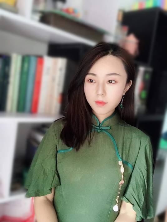 马婷（中国散文作家、中国作家协会会员）
