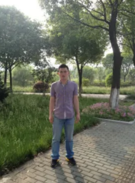 胡南（青年诗人）