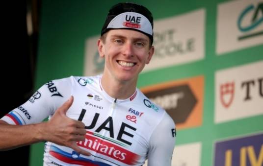 塔代伊·波加查