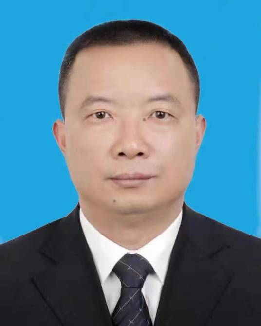 冉渊（重庆市酉阳土家族苗族自治县统计局党组书记、局长）