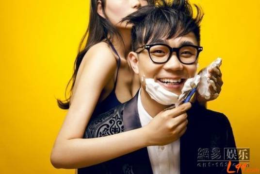 烂情歌（2013年大鹏演唱的歌曲）