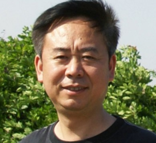 汪辉（南昌大学美术系教授）