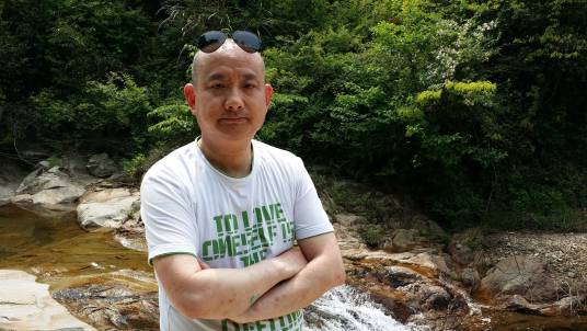 贾跃民（中国安徽籍艺术家）