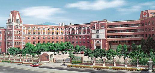 广州市亚加达外语专修学院