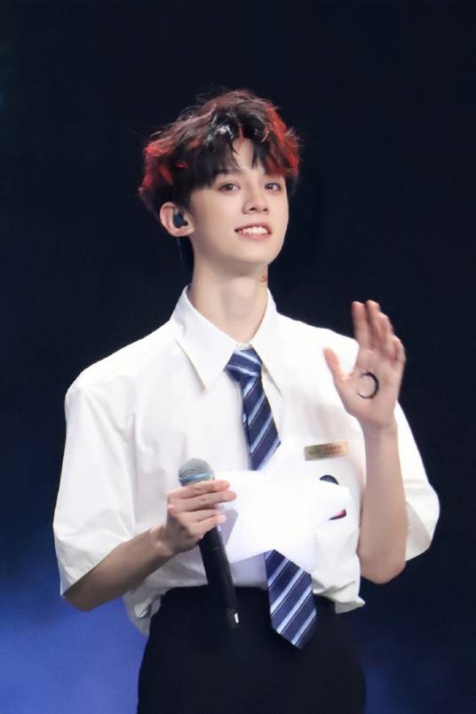 左航（中国内地男演员、歌手）