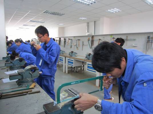 上海电力工业学校