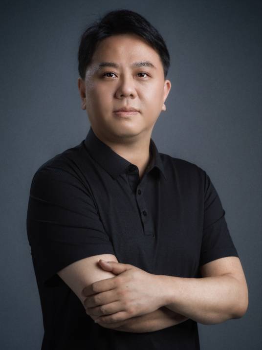 许宁（第十四届全国政协委员，中国歌剧舞剧院副院长）