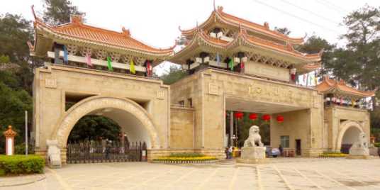 广西民族大学文学院