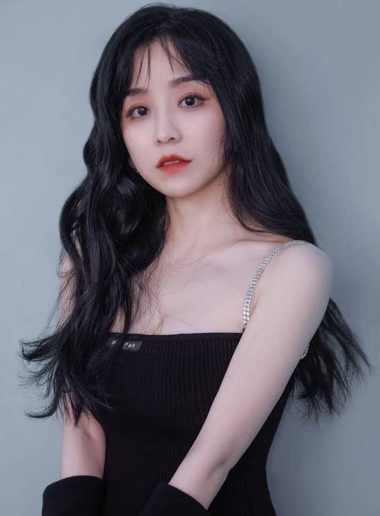 李艺（中国内地女演员）