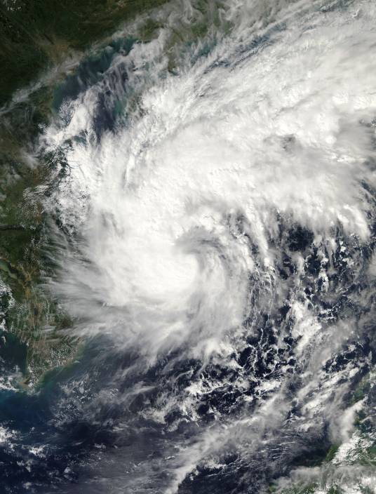 台风麦德姆（2019年第22号强热带风暴）