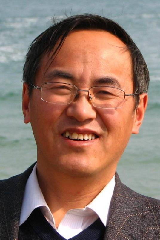 李义（太原理工大学研究生院教授）