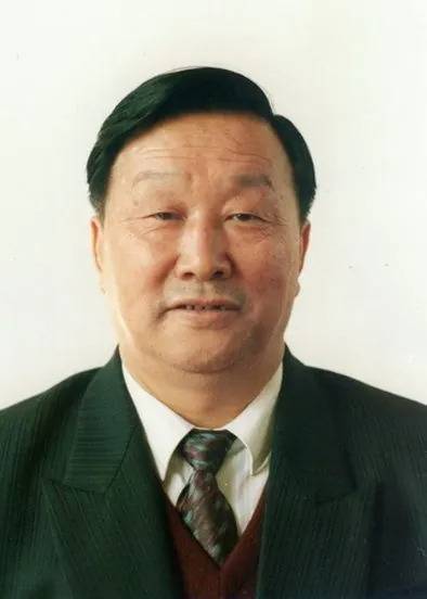 赵林山（山东省人大常委会原副主任、党组成员）