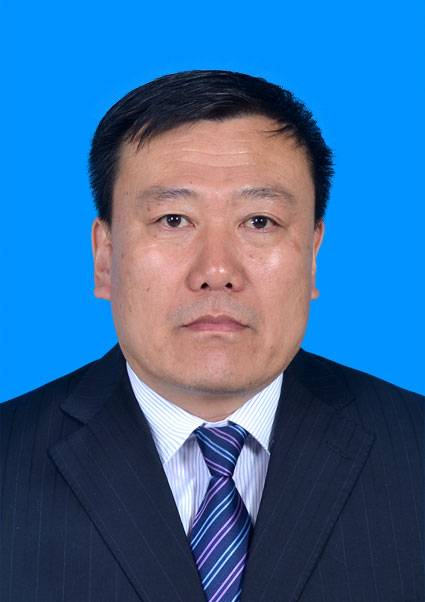 李彦彬（内蒙古自治区赤峰市人力资源和社会保障局原局长）