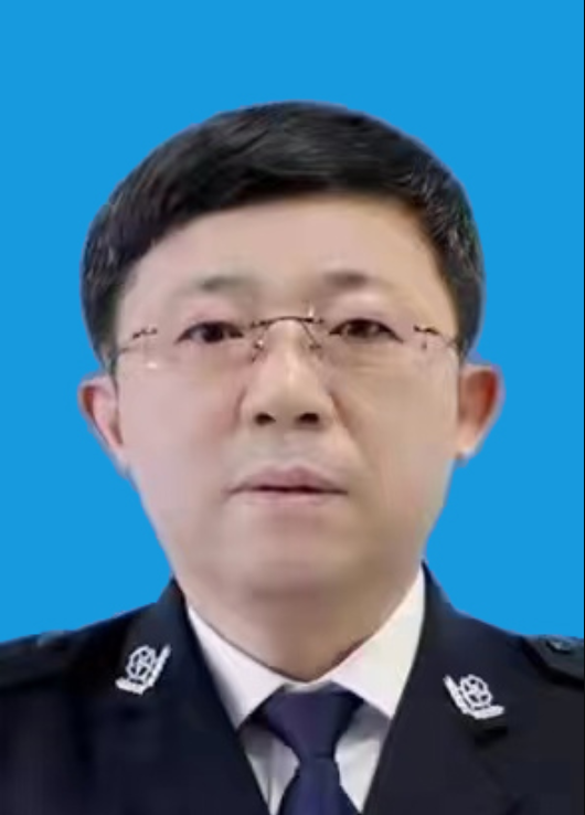 王亚新（内蒙古自治区公安厅党委委员、副厅长）