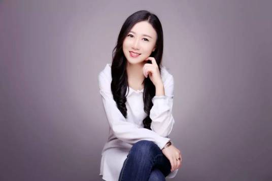 戴娜（山东娜菲凡文化传媒有限公司总经理）