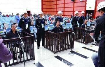 李洪斌（呼和浩特越狱罪犯）