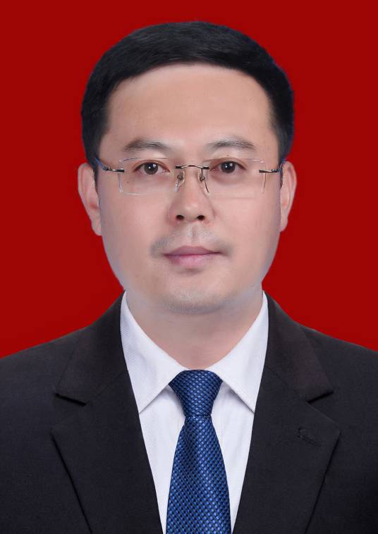 杨大伟（河北省保定市易县县委副书记、县长）