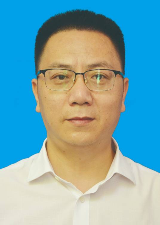 周新生（湖南省衡阳市衡阳县人大常委会党组成员、副主任）