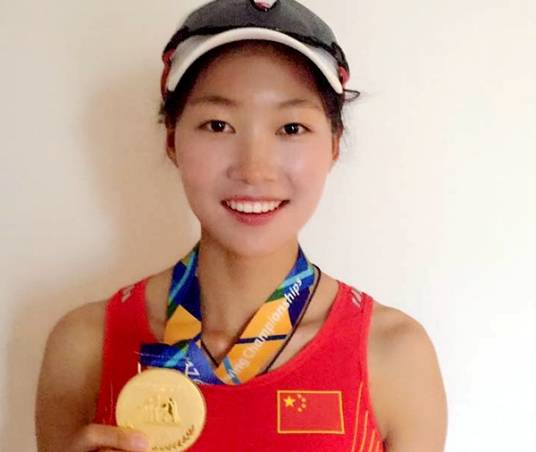 李莹莹（中国赛艇运动员）