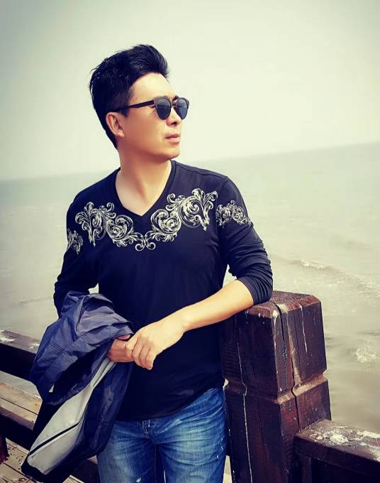 吴晓光（中国美术家协会会员）