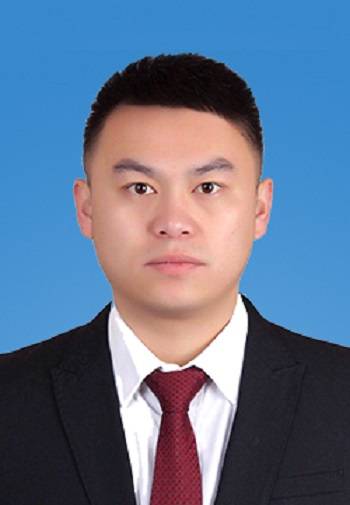 严宁（贵州省安顺市西秀区委常委，区人民政府党组副书记、副区长）