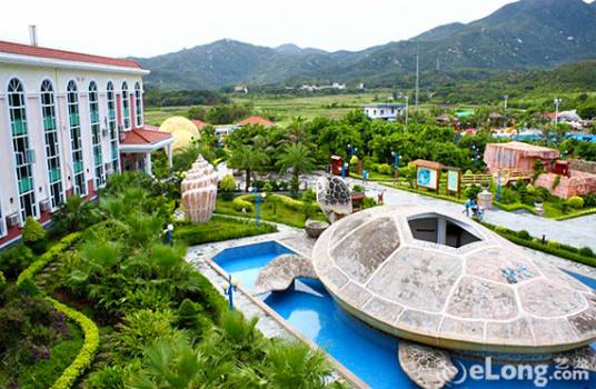 阳光假日（惠州市惠东县巽寮湾滨海旅游度假区开发的旅游项目）