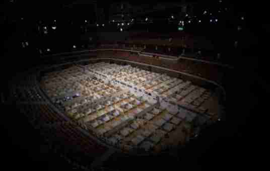 武汉体育中心方舱医院