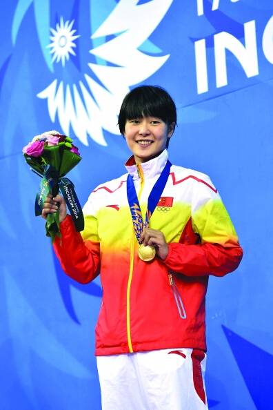 张雨涵（中国女子游泳运动员，解放军选手）