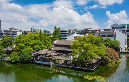 百花洲（南昌市东湖区的景区）