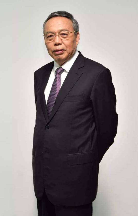 郑新立（著名经济学家、中共中央政策研究室原副主任）