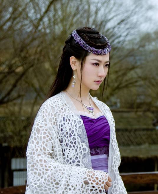 小唯（电视剧《画皮之真爱无悔》女主角之一）