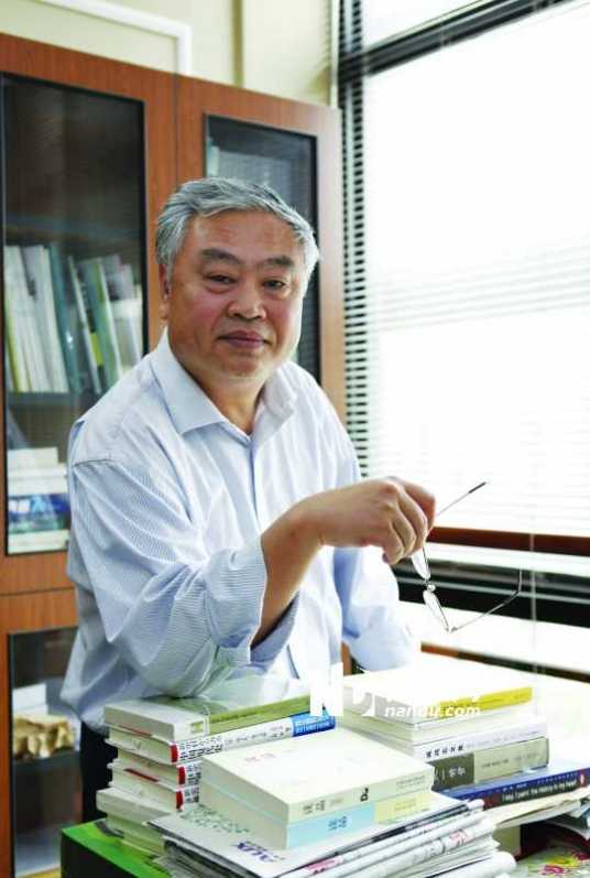 沈志华（历史学家）