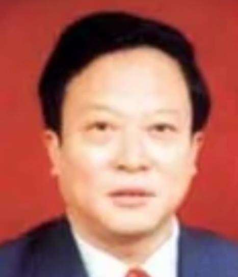 王长明（镇江一中校长）