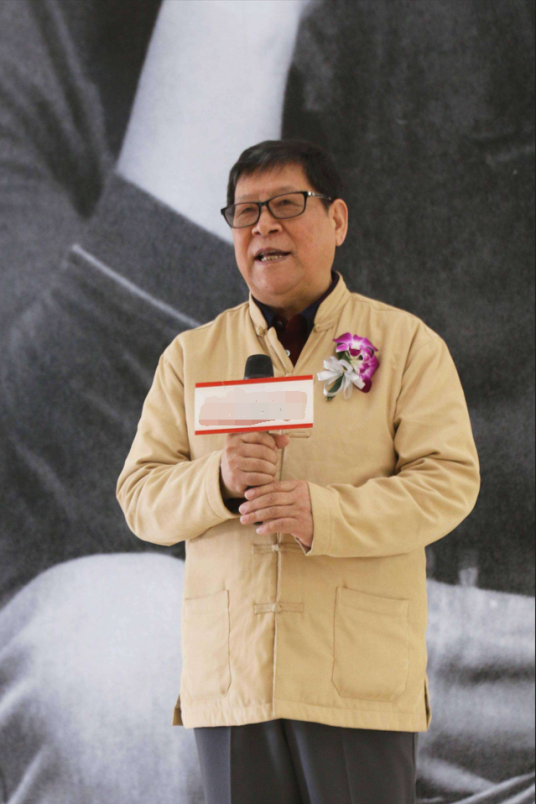 秦生（旅日画家）