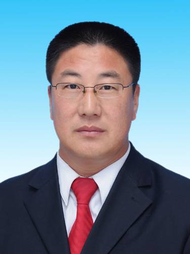 额尔德尼（中共内蒙古自治区正镶白旗委书记、政府旗长）