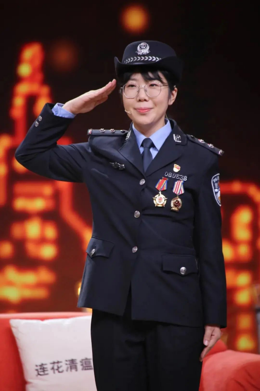 韩颖（河北永清县警察、法医）