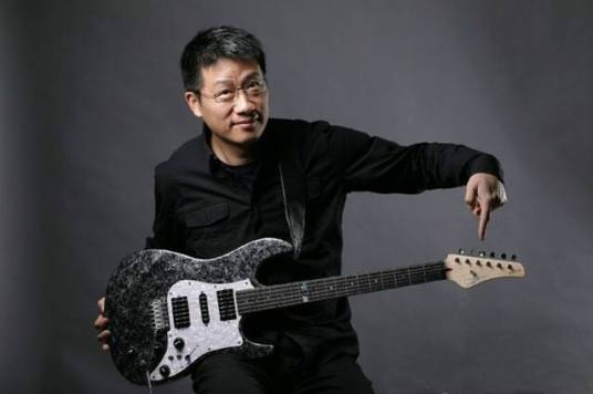 江建民（中国台湾著名编曲人、音乐人、华语乐坛极具影响力的编曲大师、吉他大师）