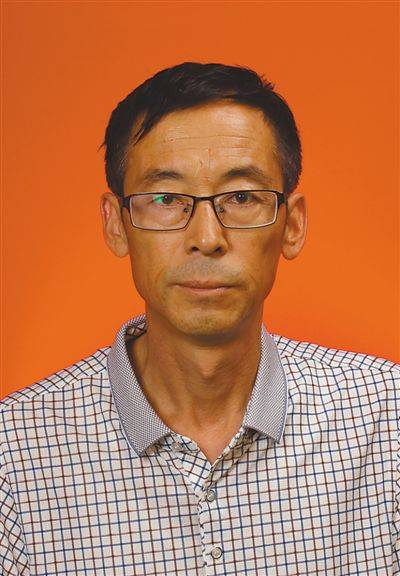 郭小平（山西省临汾红丝带学校创办人、校长）