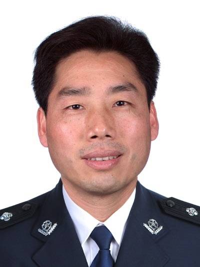 金盛（浙江省金华市公安局党委副书记）