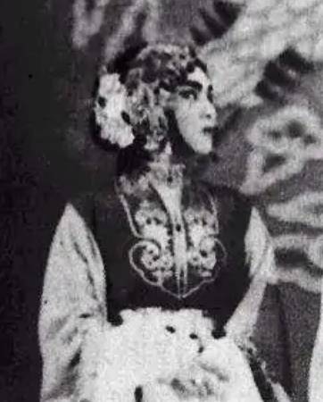 赵晓岚（中国京剧女演员、京剧旦角）